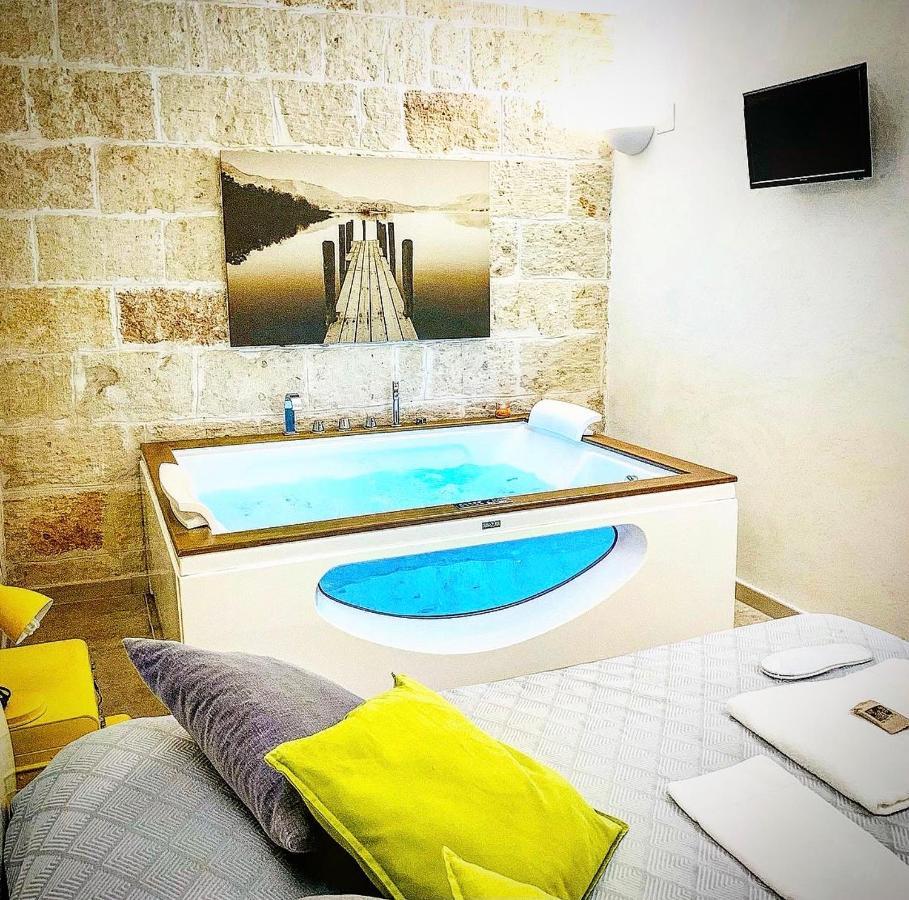 Suite169 In Centro Bari Esterno foto