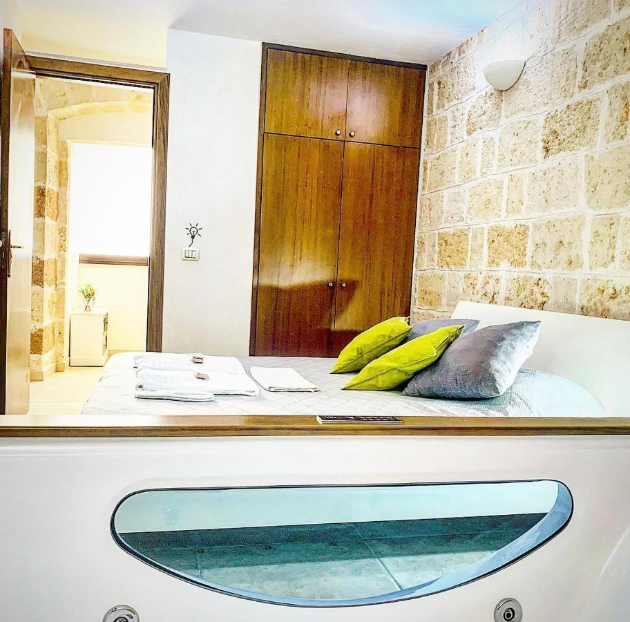 Suite169 In Centro Bari Esterno foto