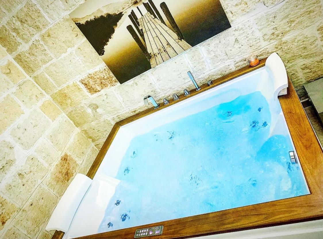 Suite169 In Centro Bari Esterno foto