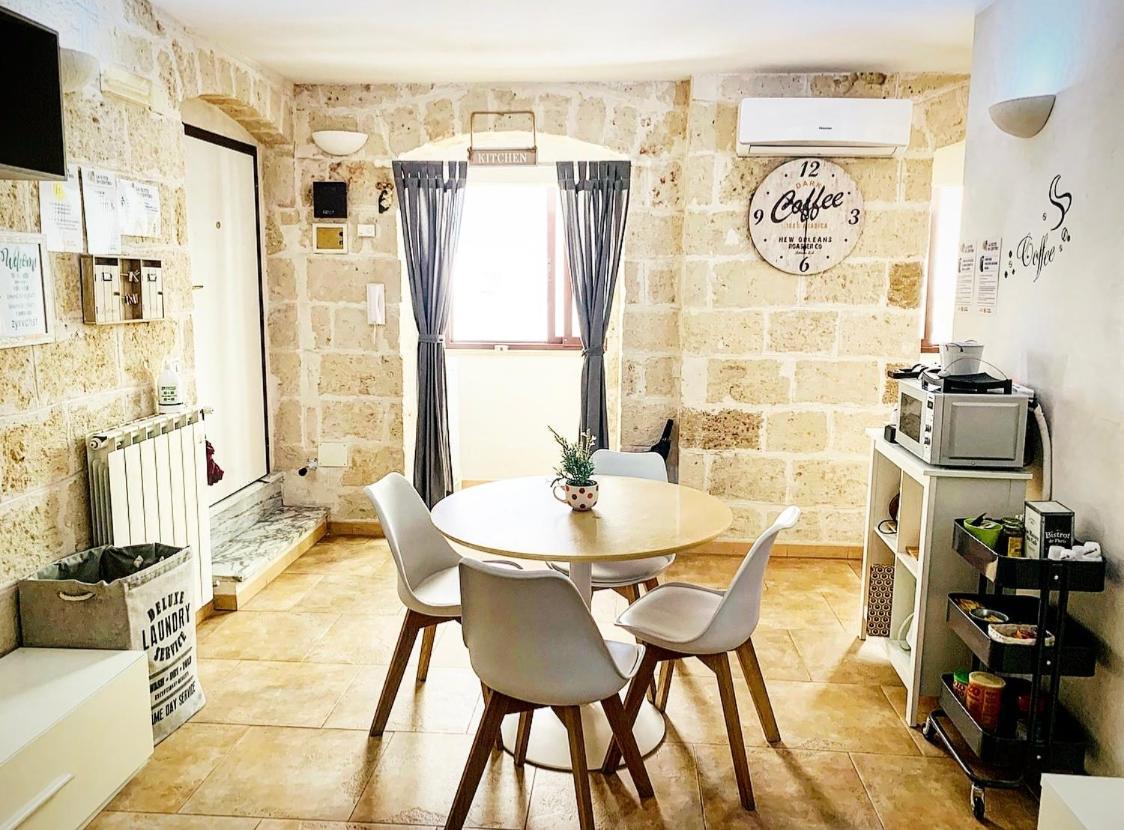 Suite169 In Centro Bari Esterno foto