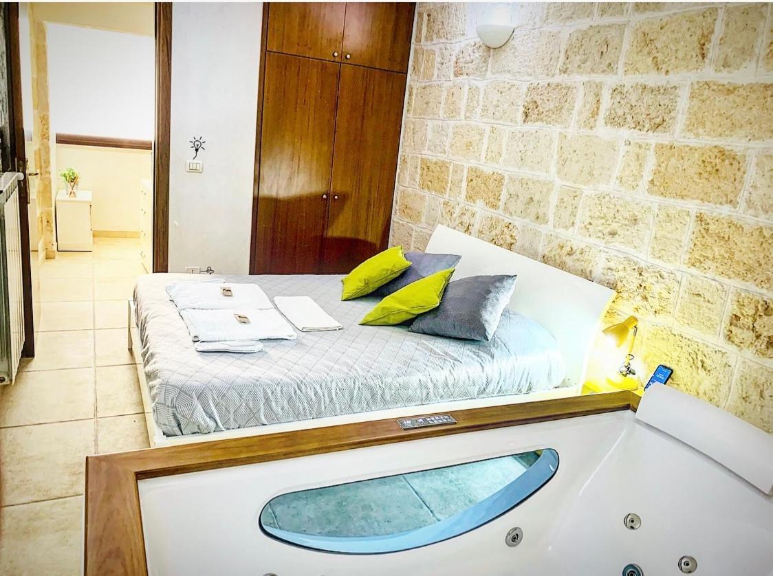 Suite169 In Centro Bari Esterno foto