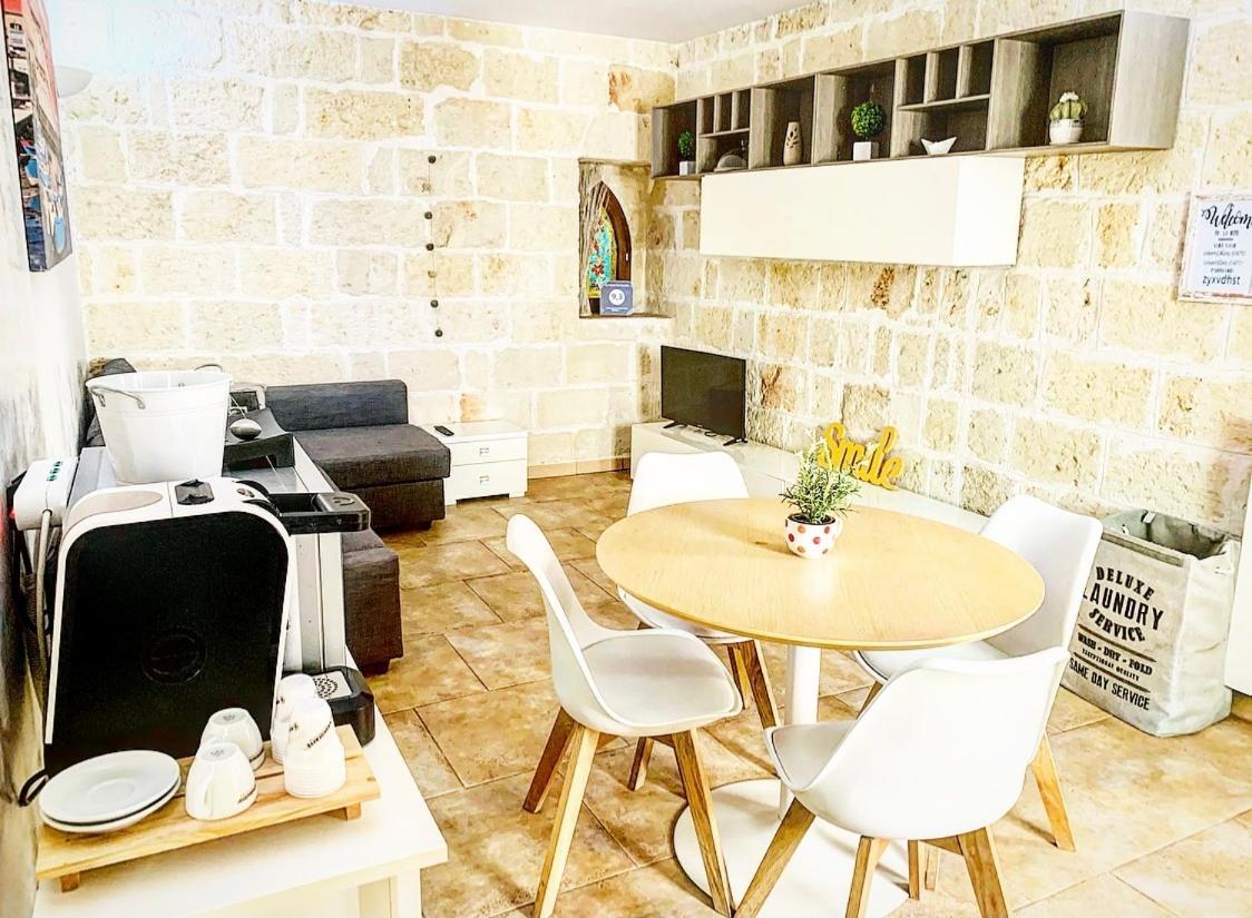 Suite169 In Centro Bari Esterno foto